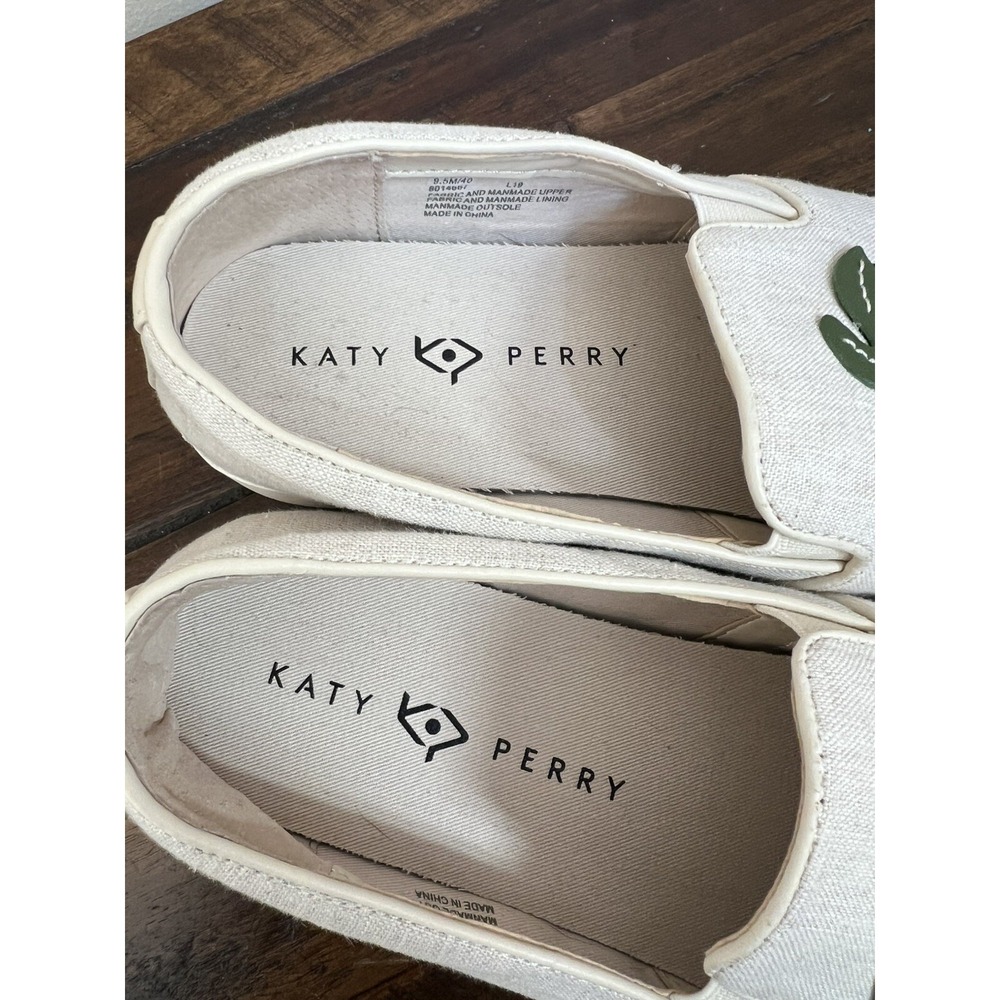 Katy Perry‎ Strawberry Slip On Loafer Shoes 9.5 Kerry - Picture 3 of 10